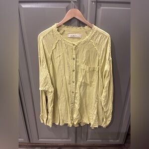 NWOT We The Free Buttoned Lon Sleeve